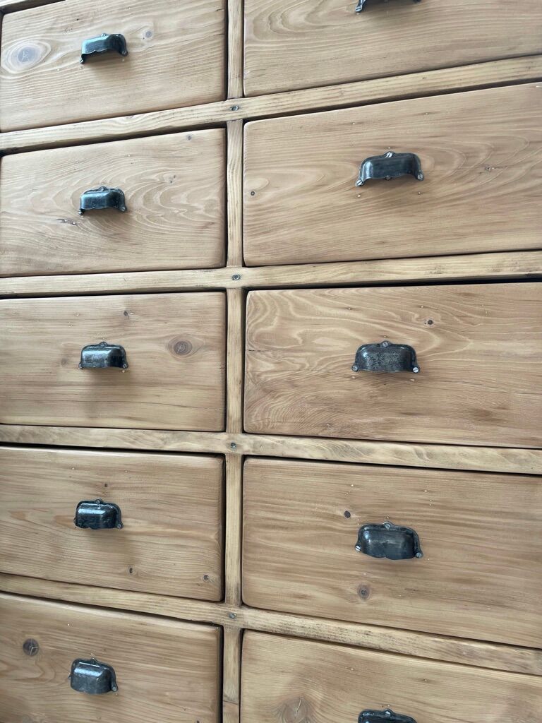 Craft furniture with drawers shell handles