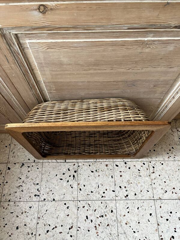 Panier en osier et bois
