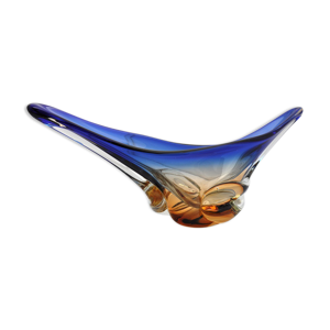 Coupe multicolore en