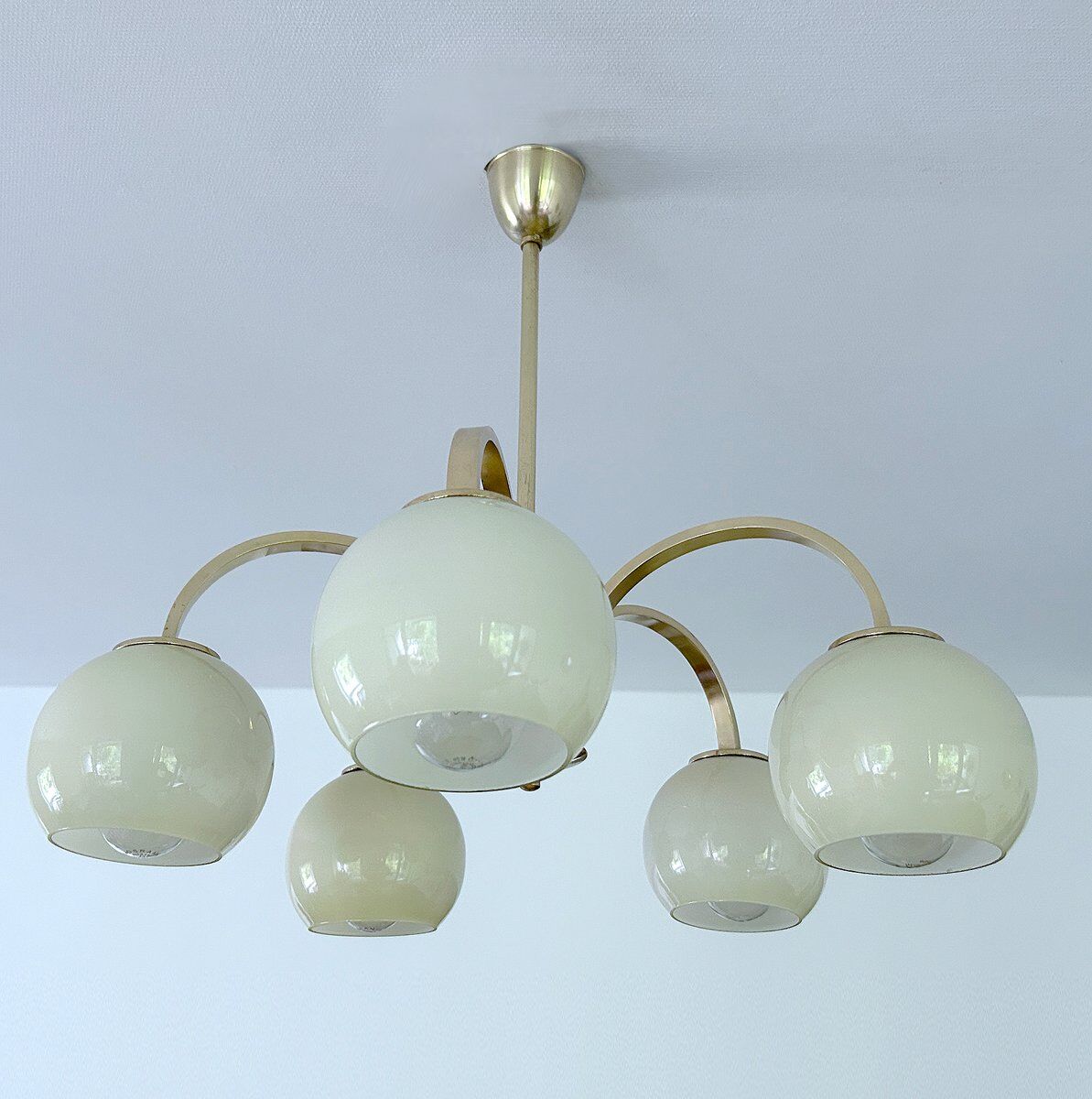 Mid Century Glass Pendant Light, 1950s