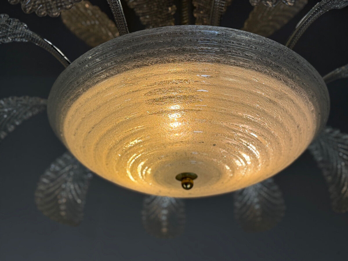 Venetian Art Deco chandelier made of Murano glass circa 1930