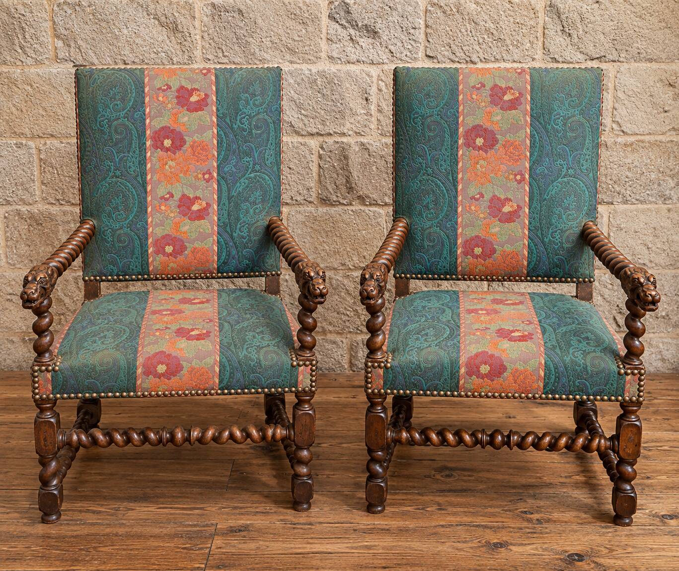 Pair of high-backed armchairs in turned wood – Carved armrests of