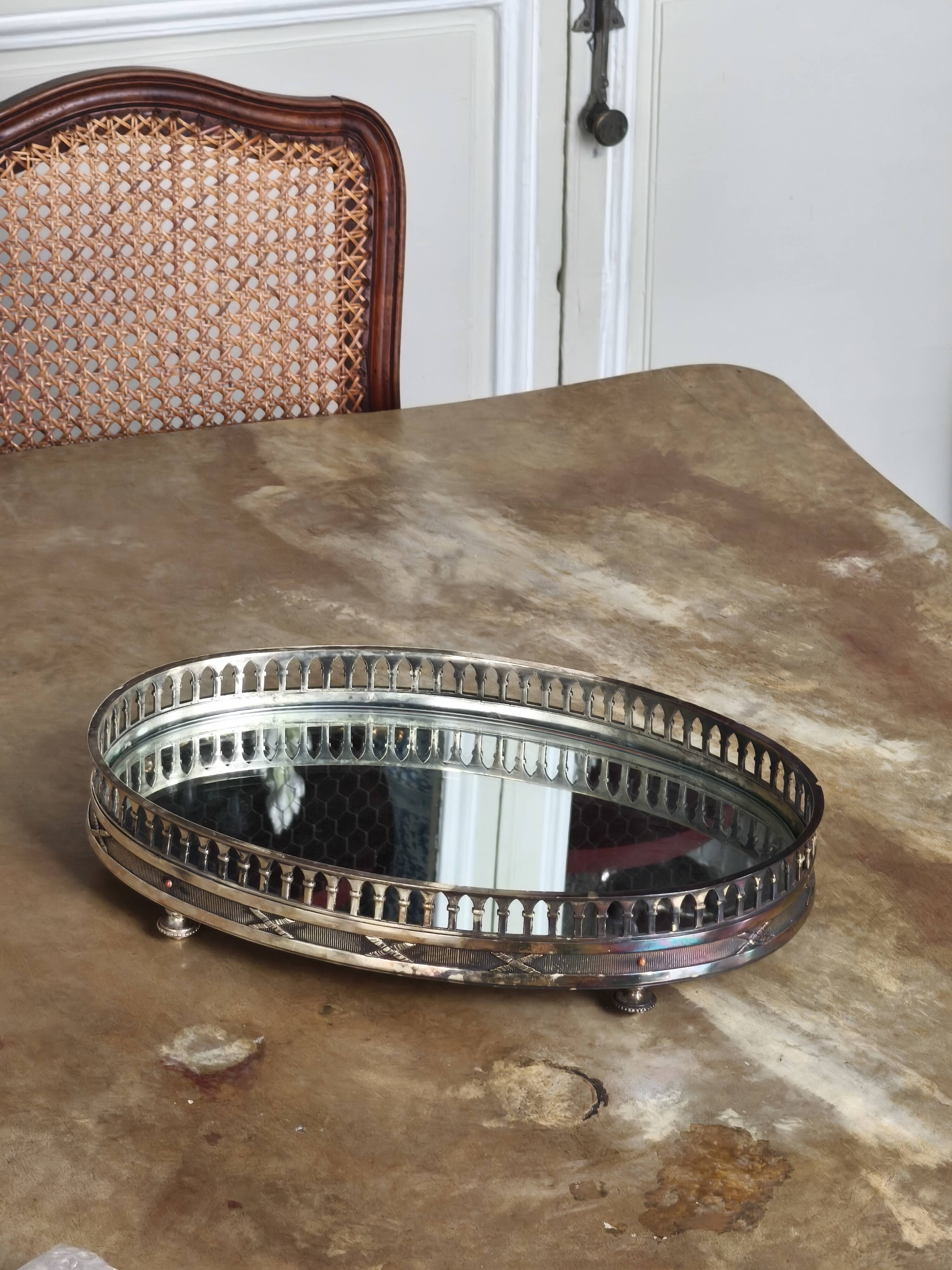 Louis XV style oval silver-plated metal centrepiece (or centerpiece) 19th century