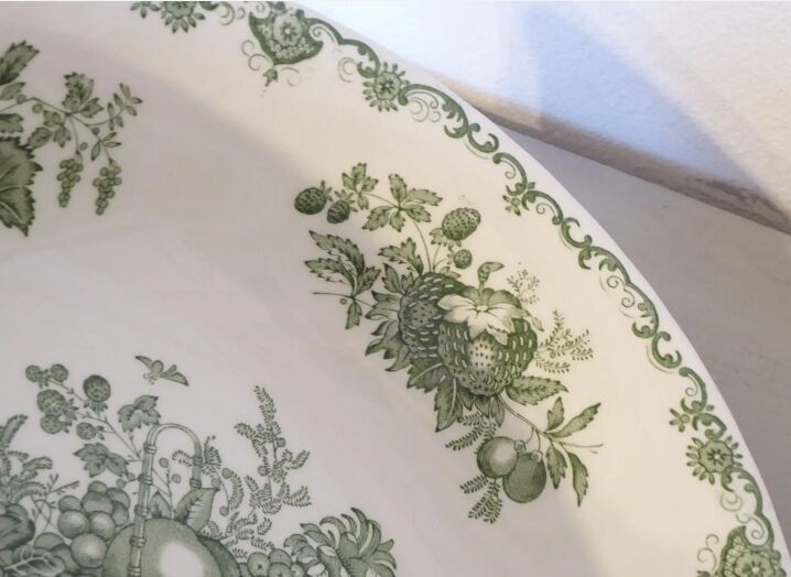 Mason's hollow round dish