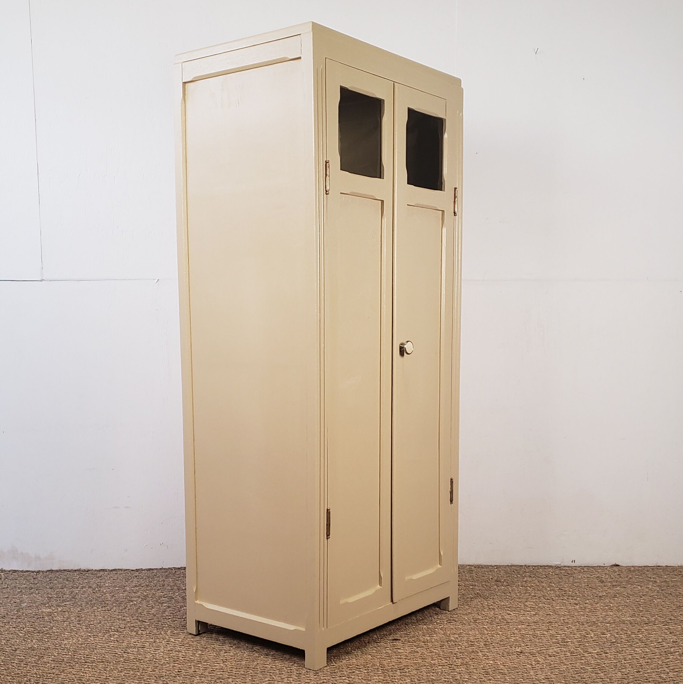 Glazed Parisian wardrobe