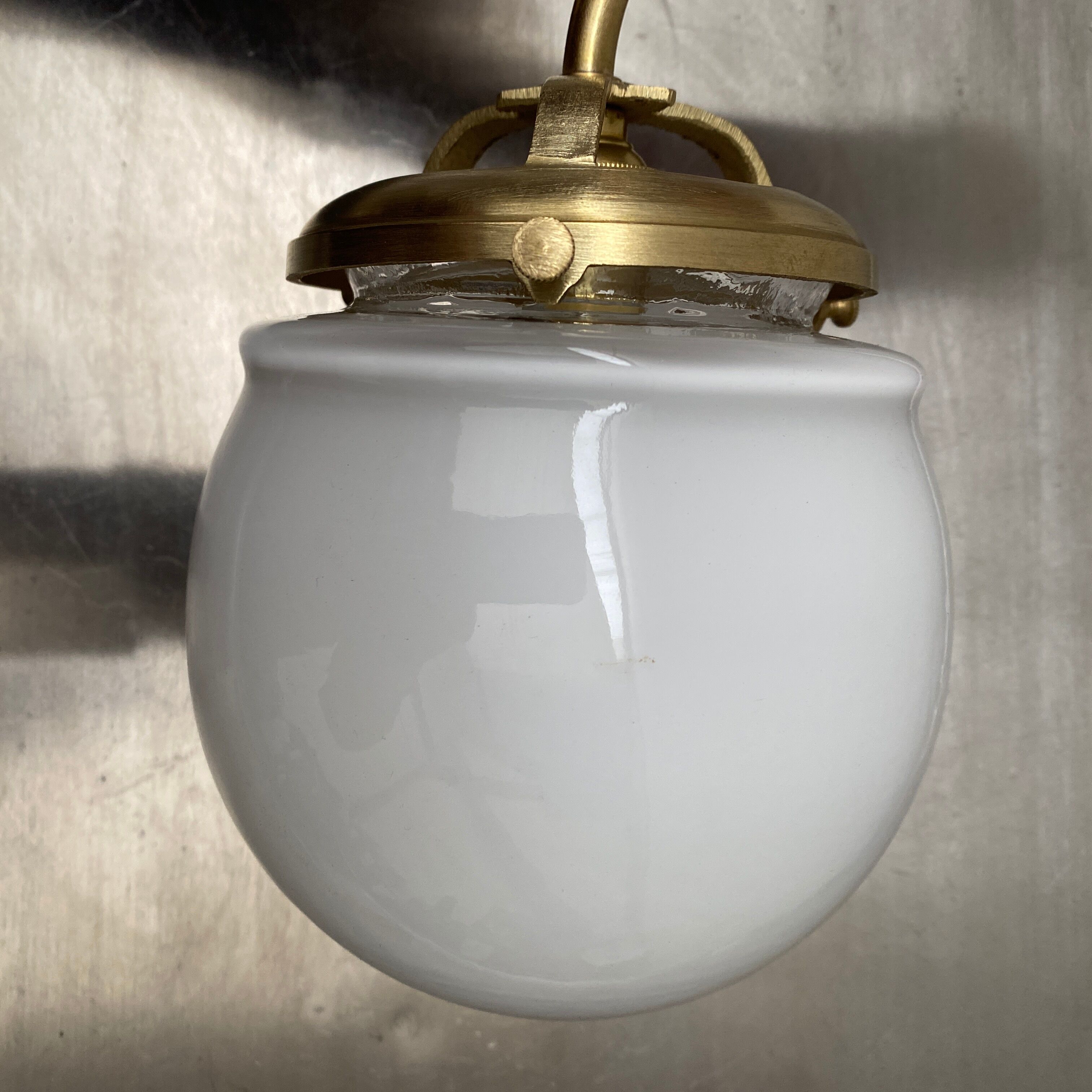 Ancient opaline 1950 vintage opaline