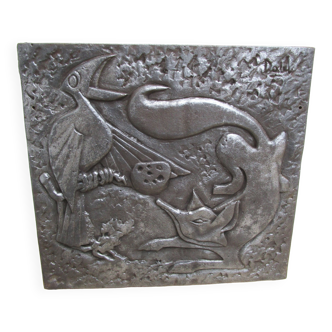 Plaque de cheminée signée décor renard corbeau années 80