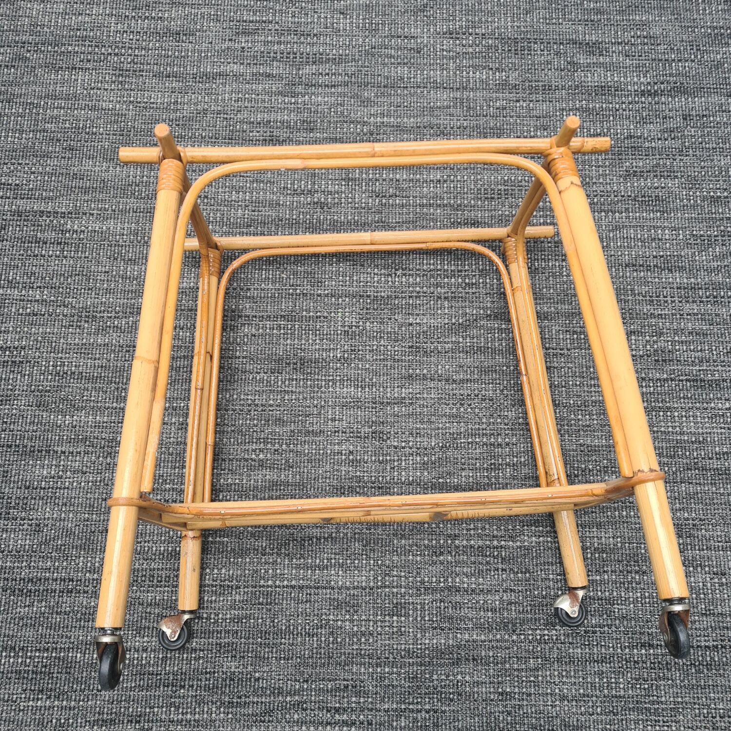 Rattan service with casters