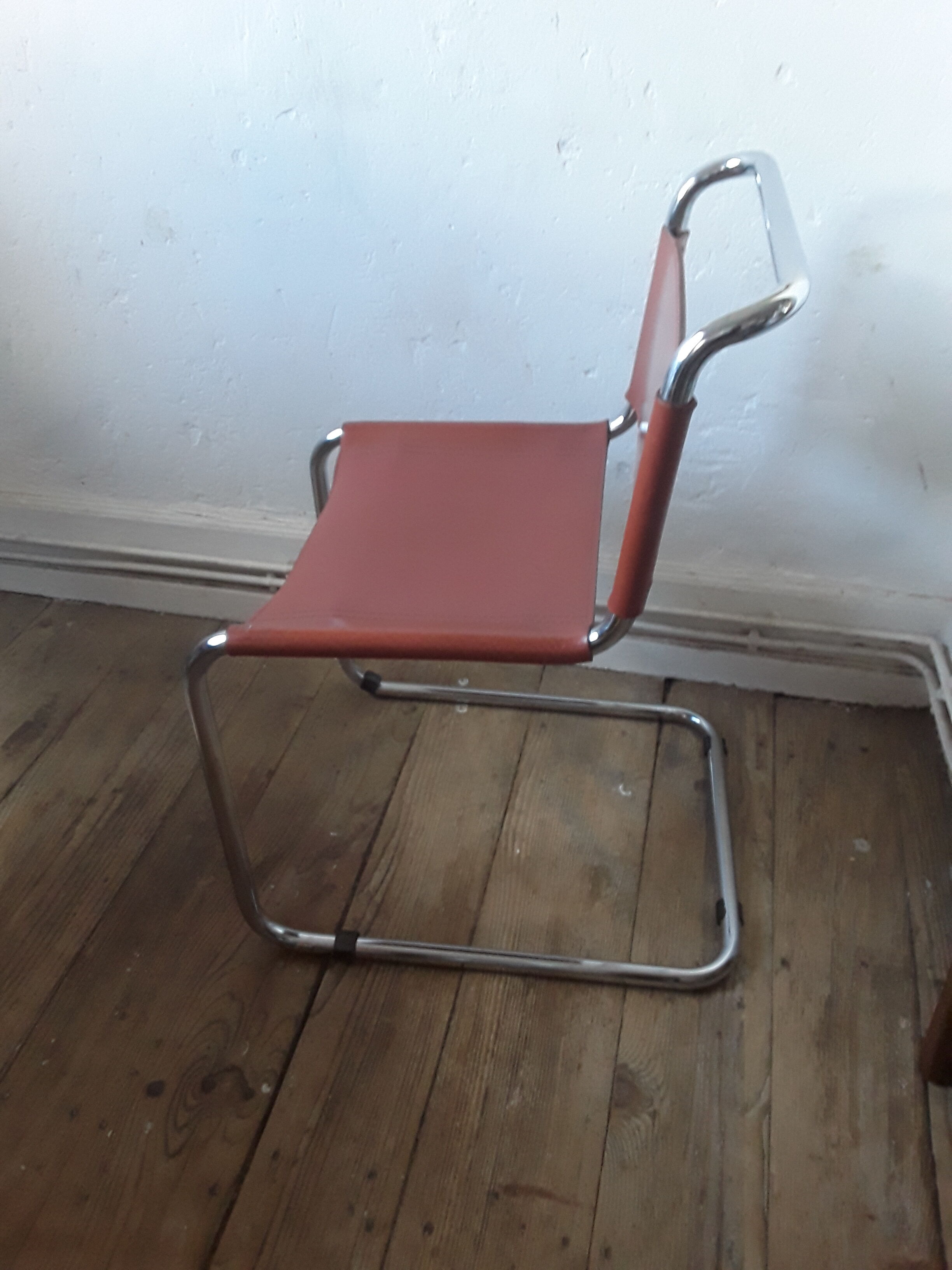 Cantilever chairs
