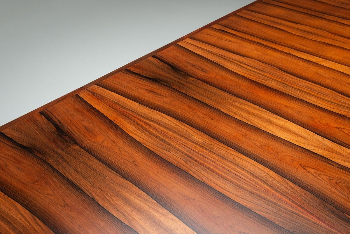 Arne Vodder large dining table in rosewood model 201 Sibast Denmark 1960