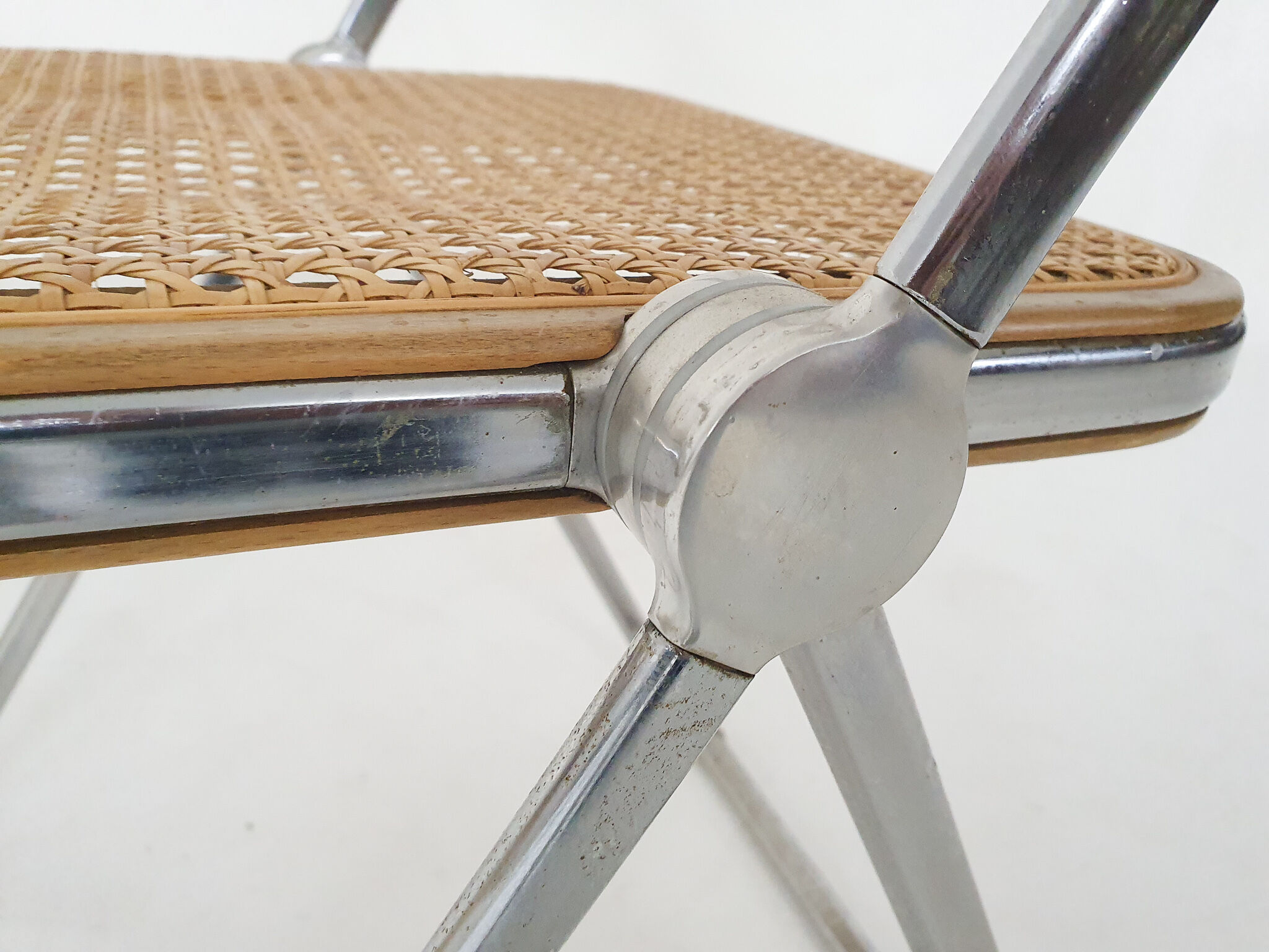 Webbing folding chair by Giancarlo Piretti for Castelli, model Plia, Italy 1967