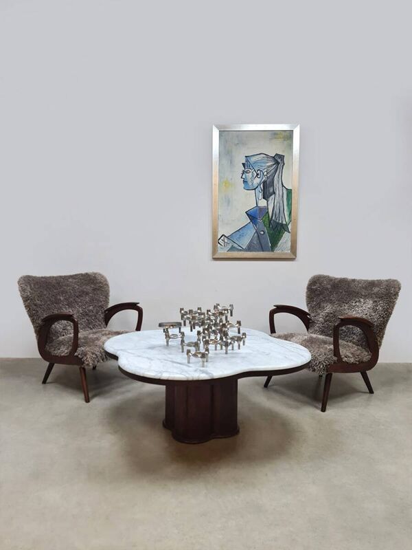 Table basse en travertin du milieu du siècle, style Jean Royère