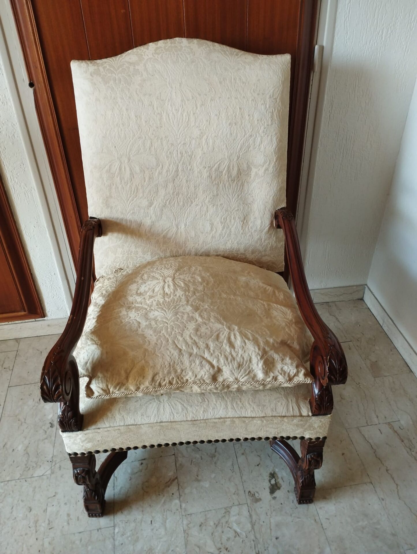 Wood and fabric armchair in Louis XIV style (or High Period style)