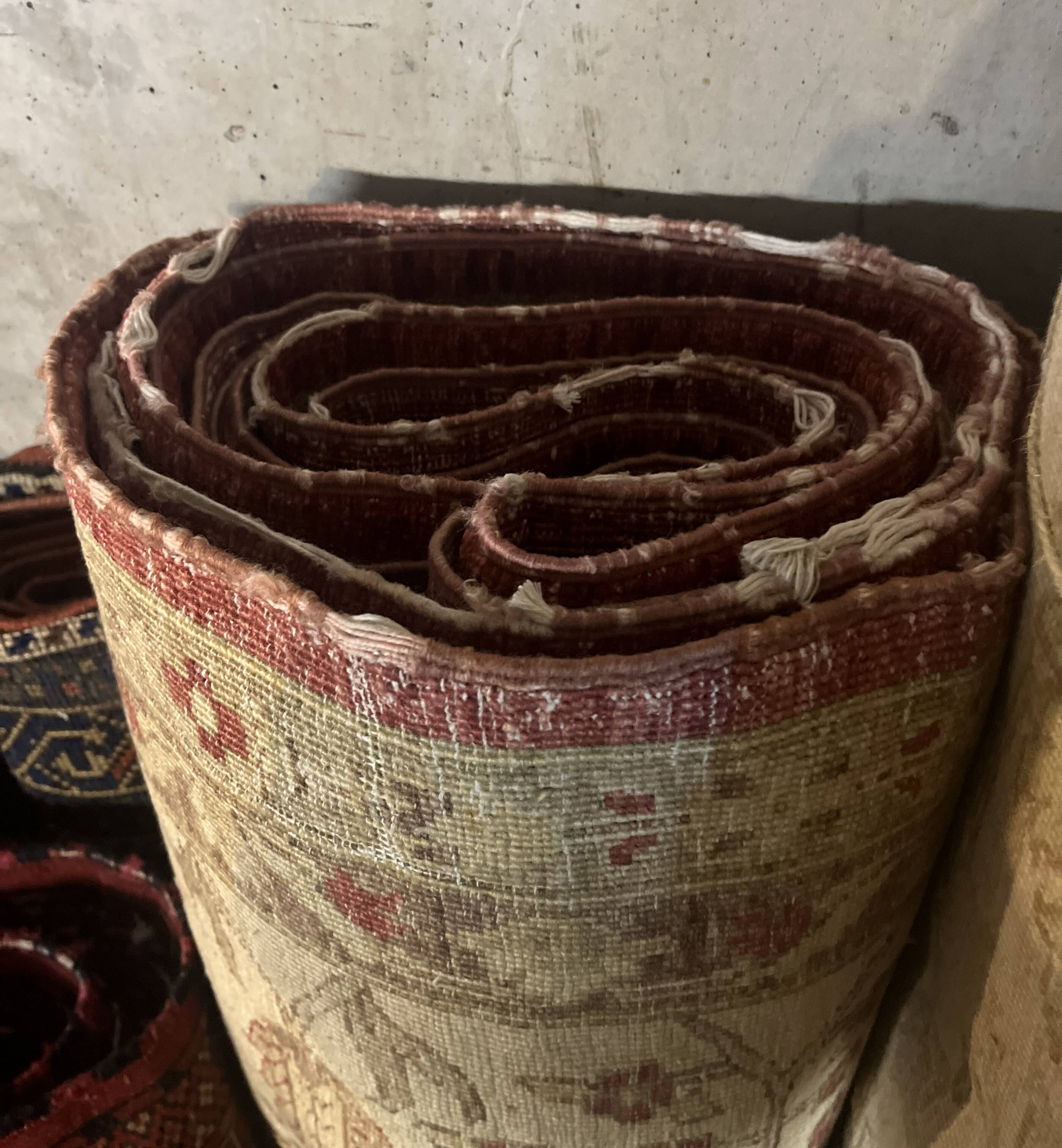Large Ziegler Oriental Rug: 3.90 X 2.80 Meters - Handmade in wool