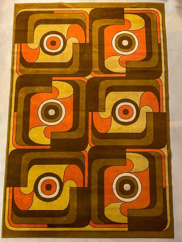 Vintage rug 1970