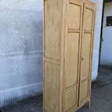 Small Parisian wardrobe