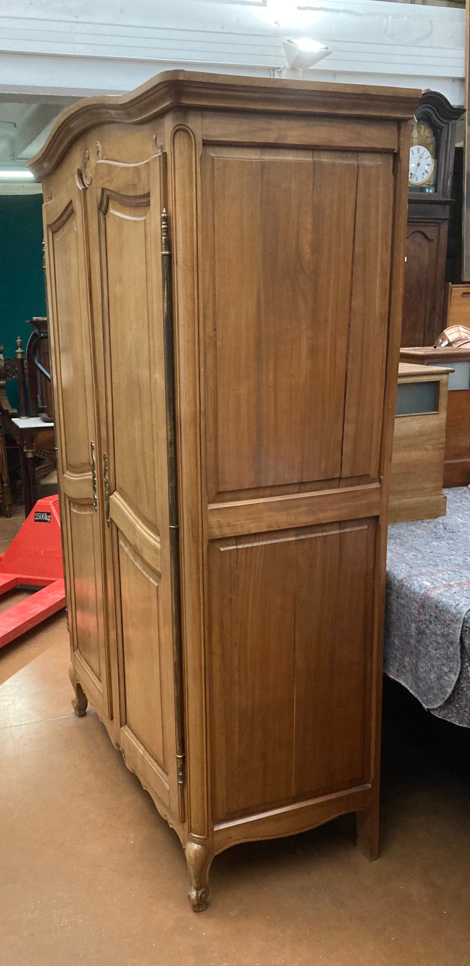 Louis XV linen cabinet in cherry period mid-twentieth century (delivery possible)