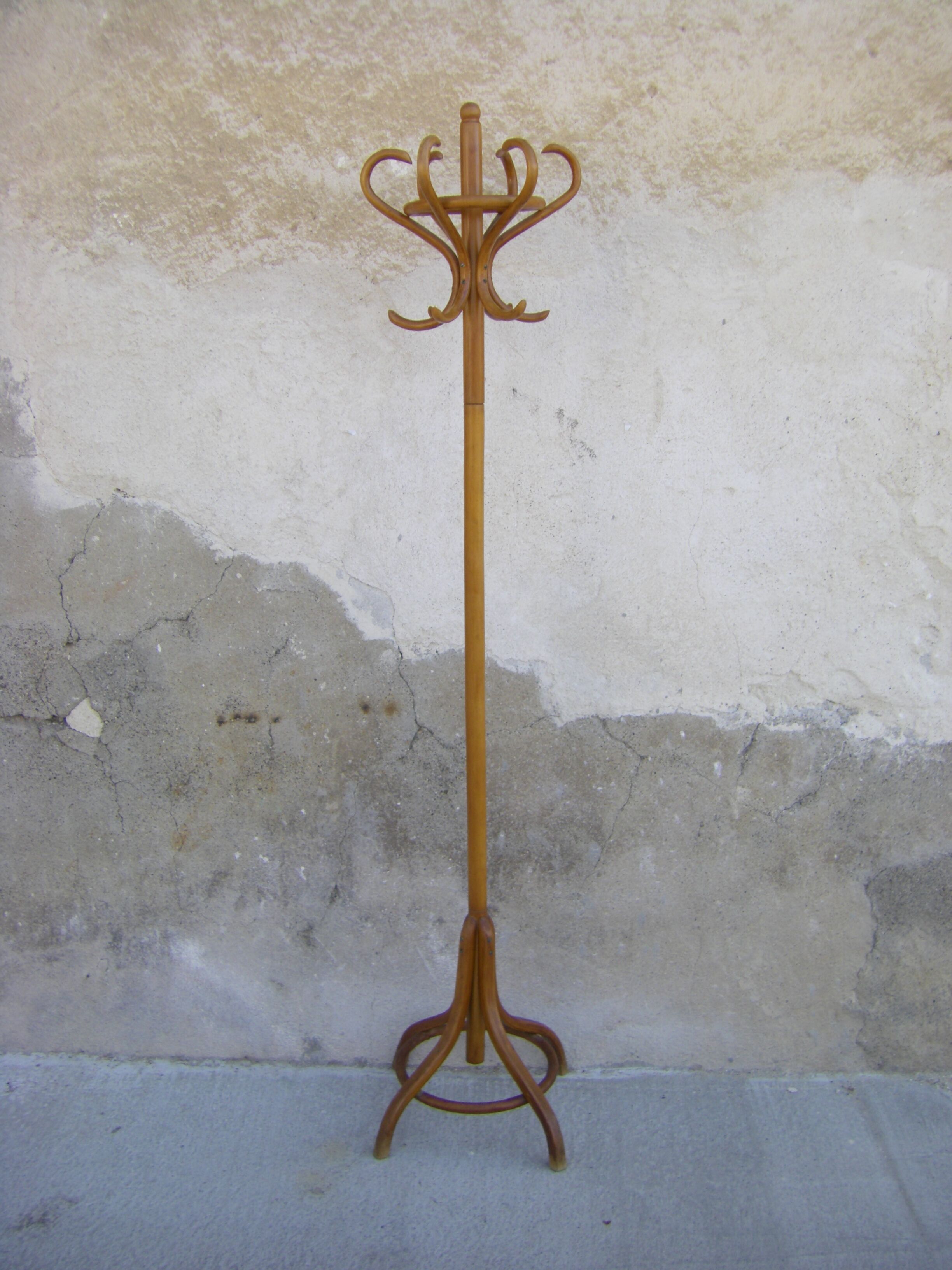 Vintage parrot coat rack