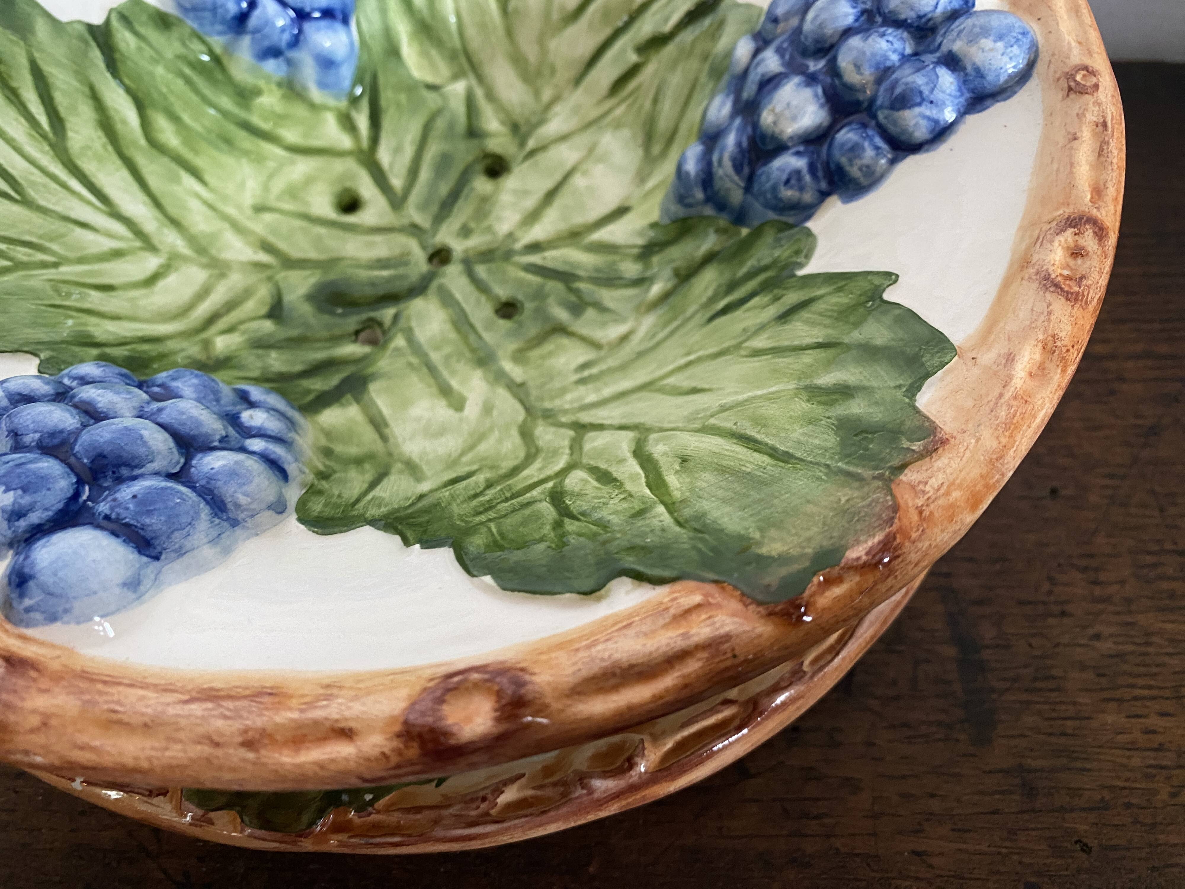 Beautiful vine pattern slip strainer