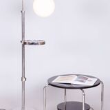 Lampadaire chromé restauré, acier, verre de lait, hauteur réglable, tchèque, années 1930