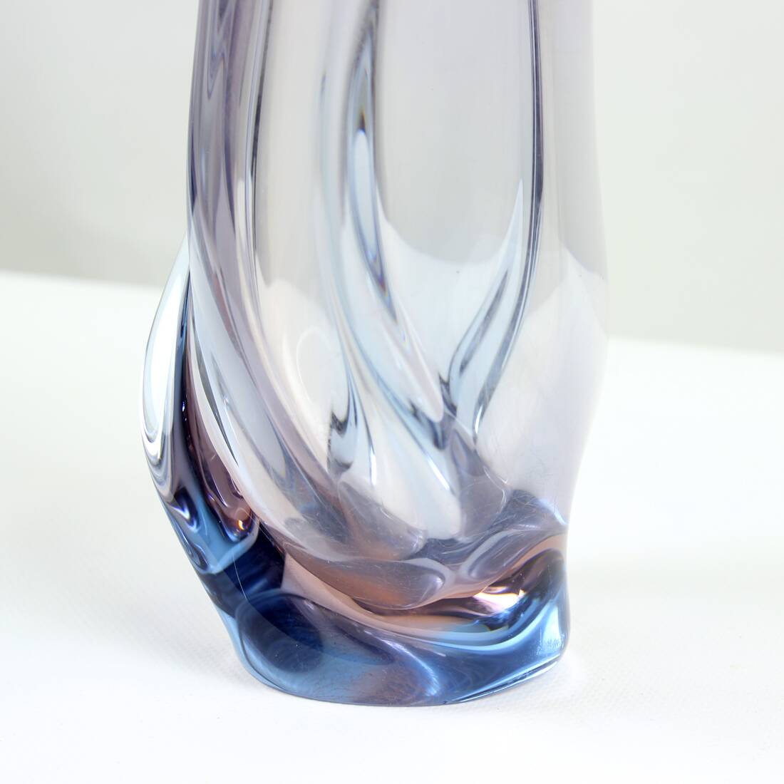 Grand vase en verre de Murano par Hospodka, Tchécoslovaquie 1960