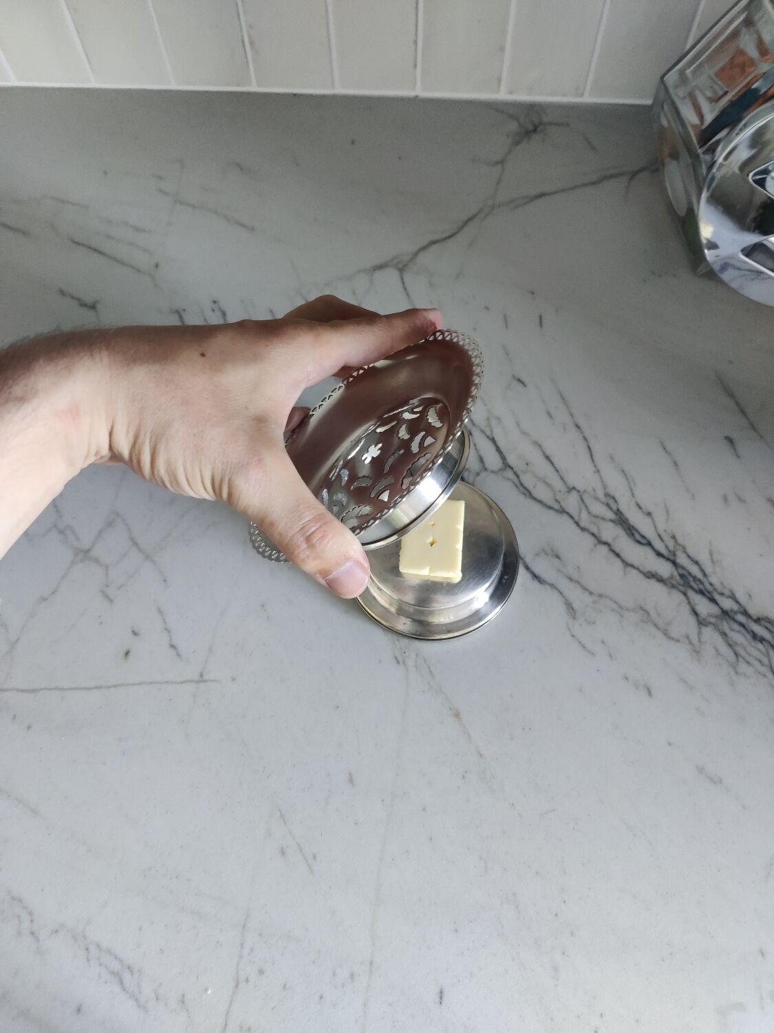 Butter dish