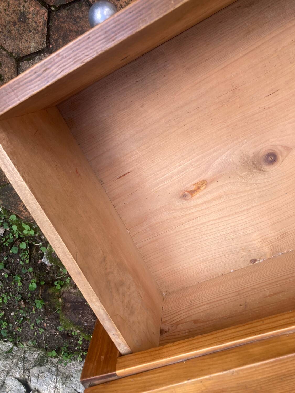 Vintage pine chest of drawers
