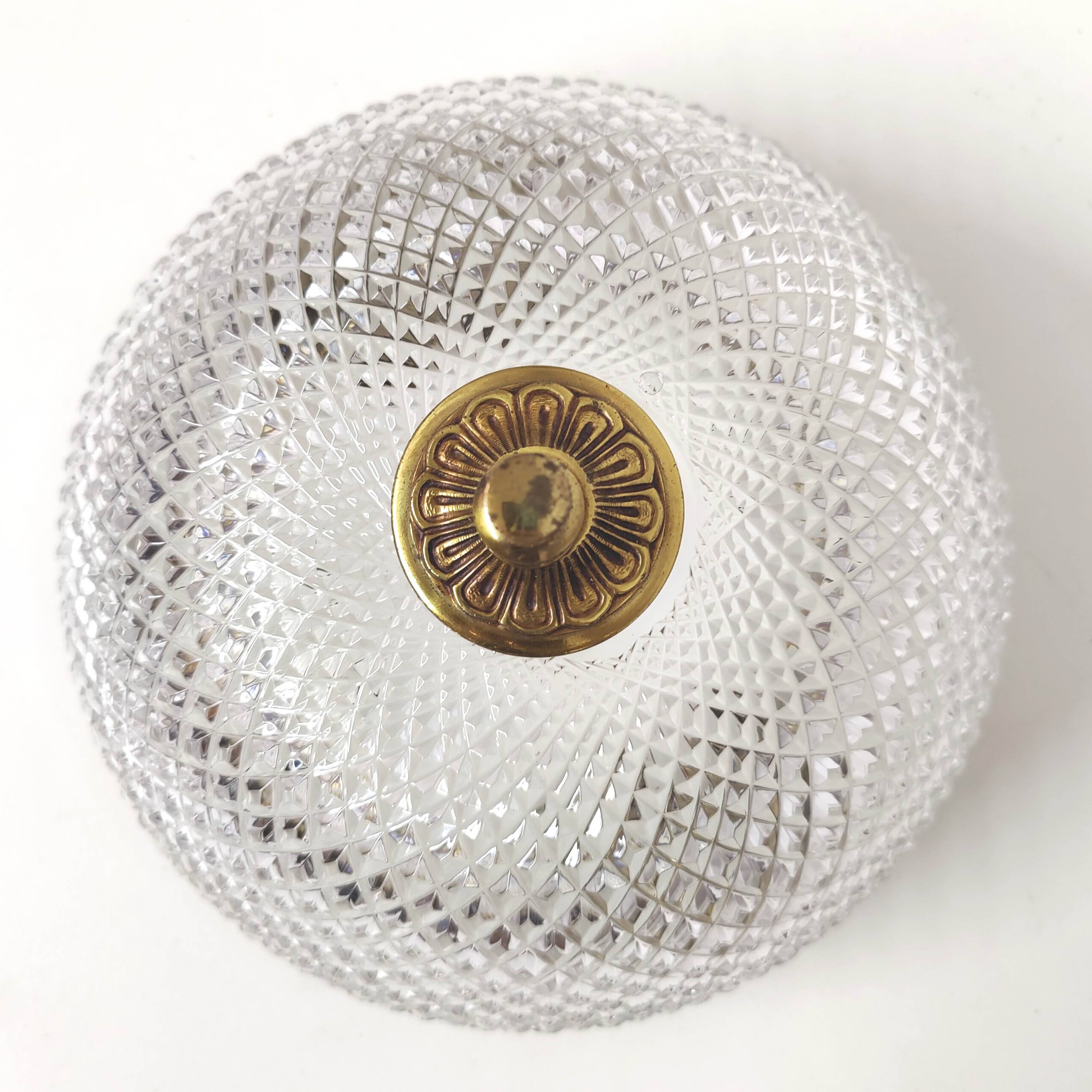 Ceiling lamp round brass wall lamp and diamond-tipped brass