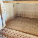 Armoire en bois massif