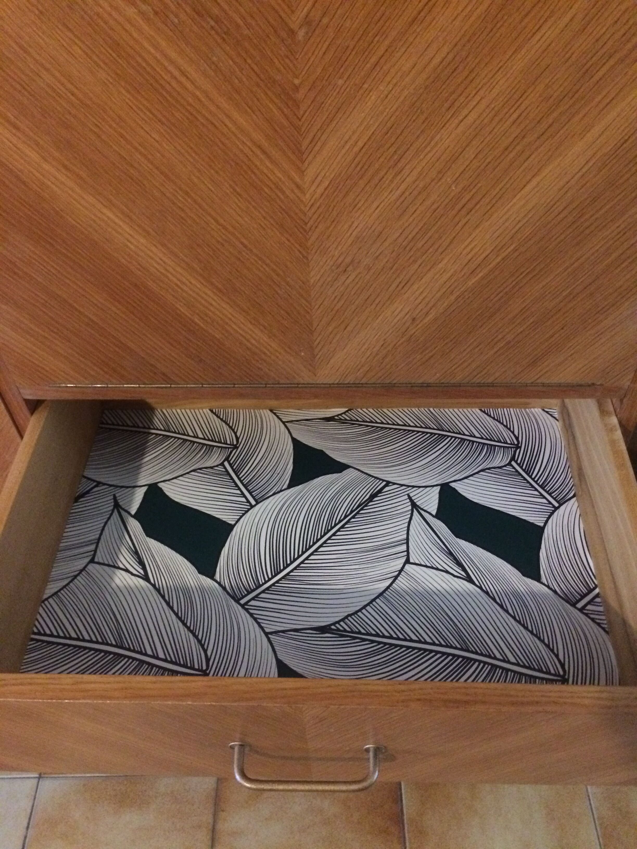 Secrétaire armoire bois en chevrons