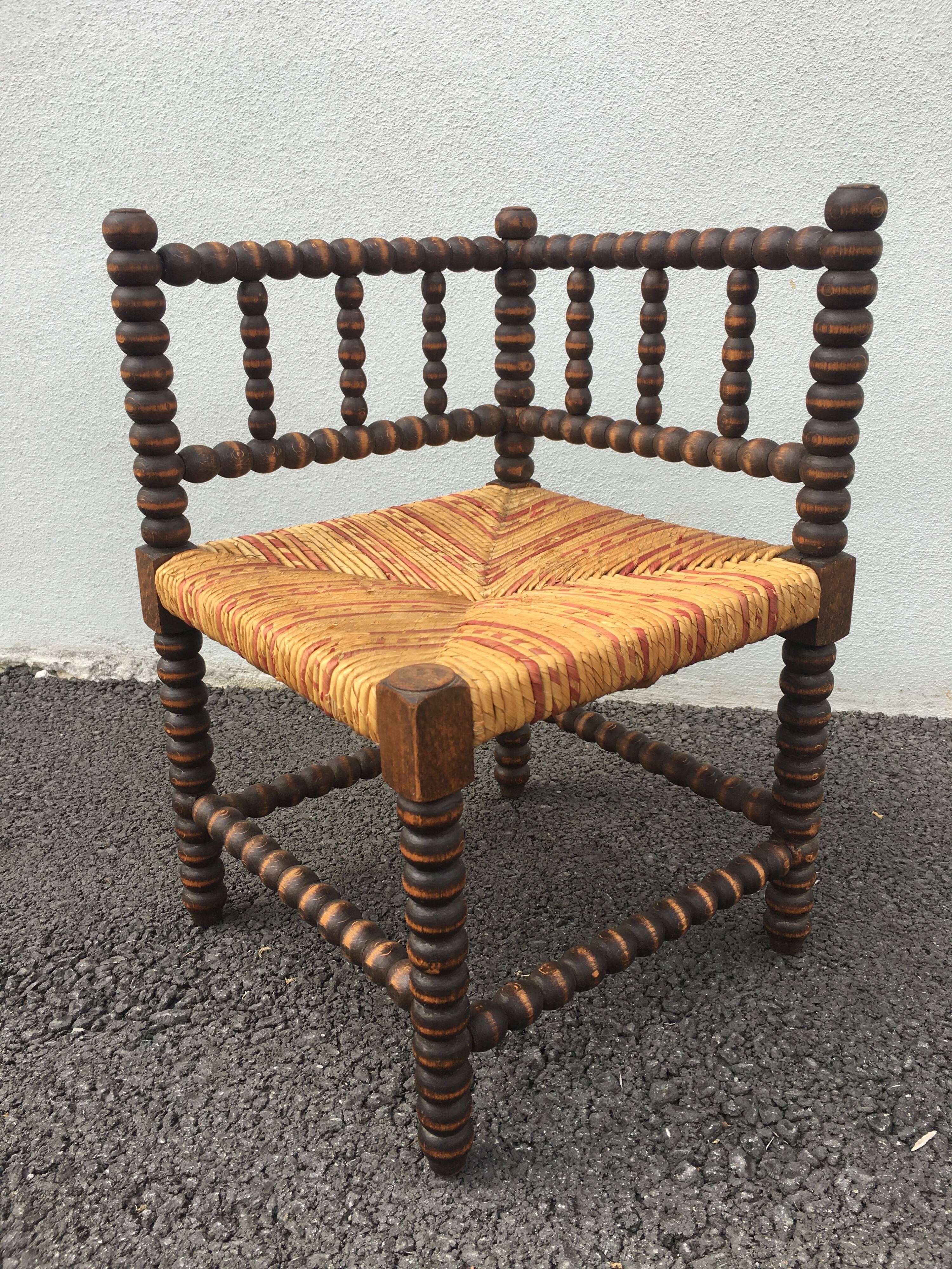 Straw corner chair for children