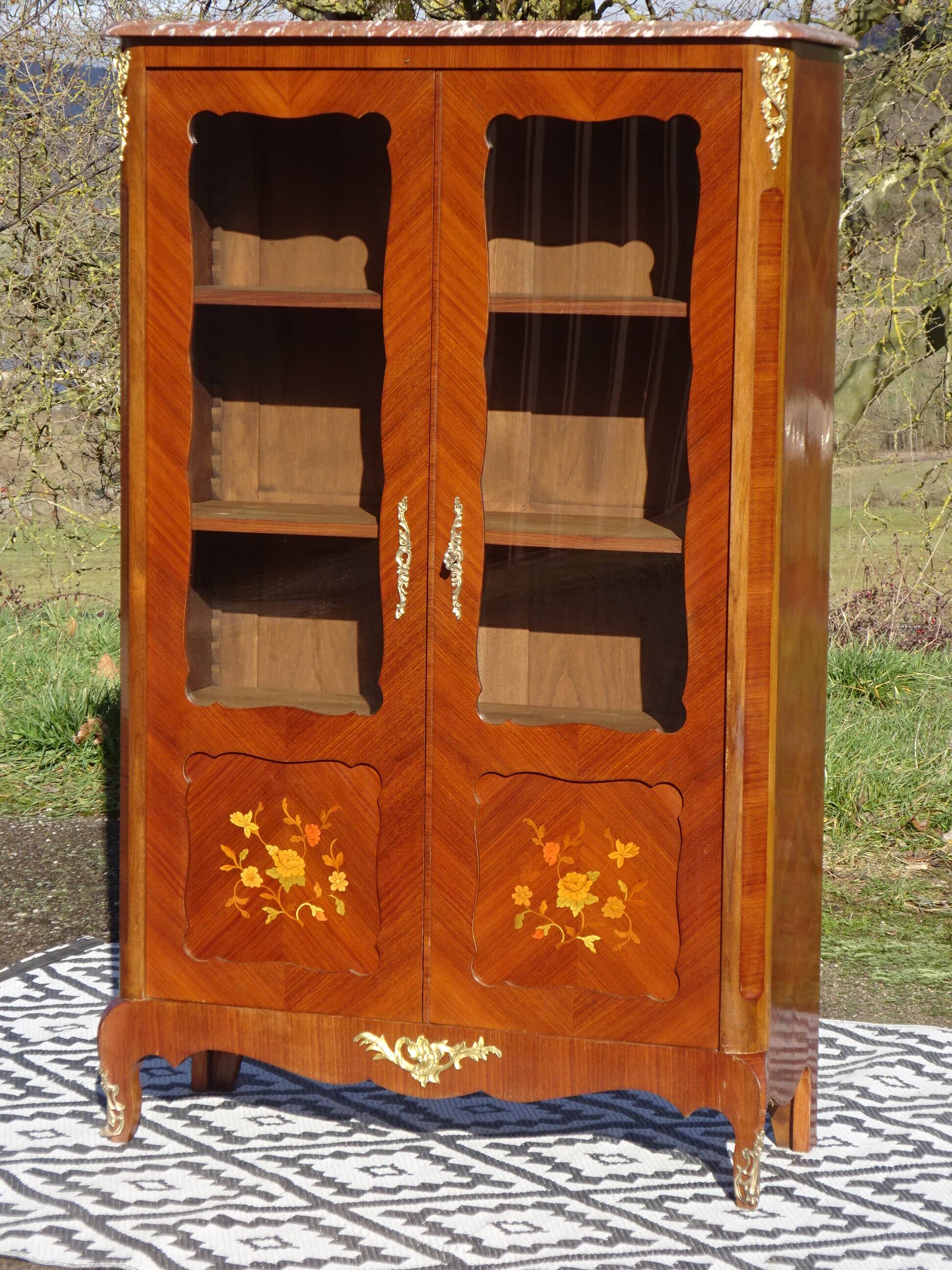 Louis XV library in rosewood marquetry