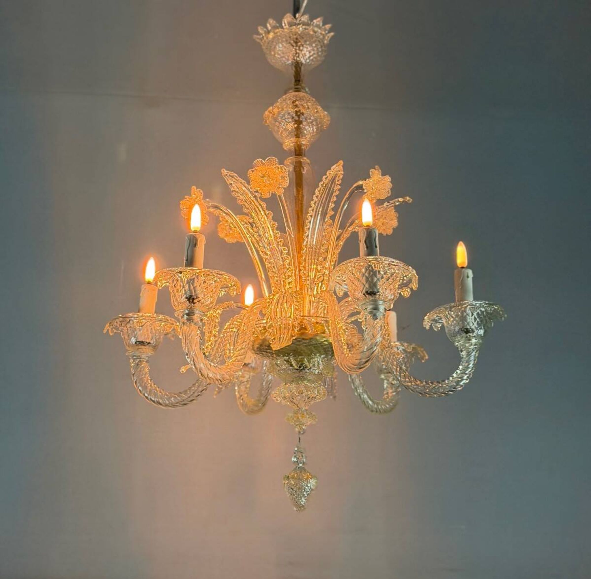 Venetian chandelier in gilded Murano glass, circa 1950