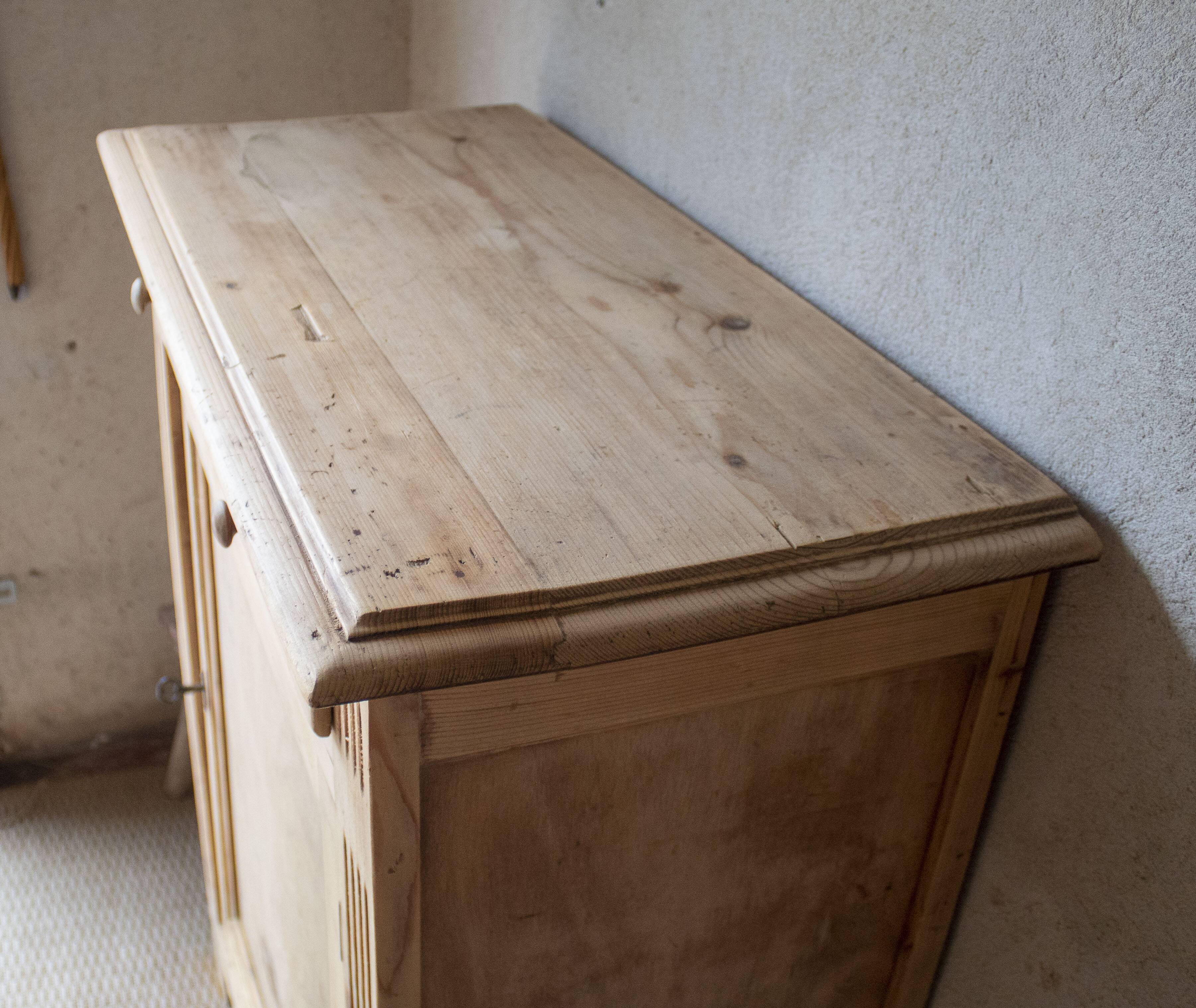 Parisian low buffet confectionery