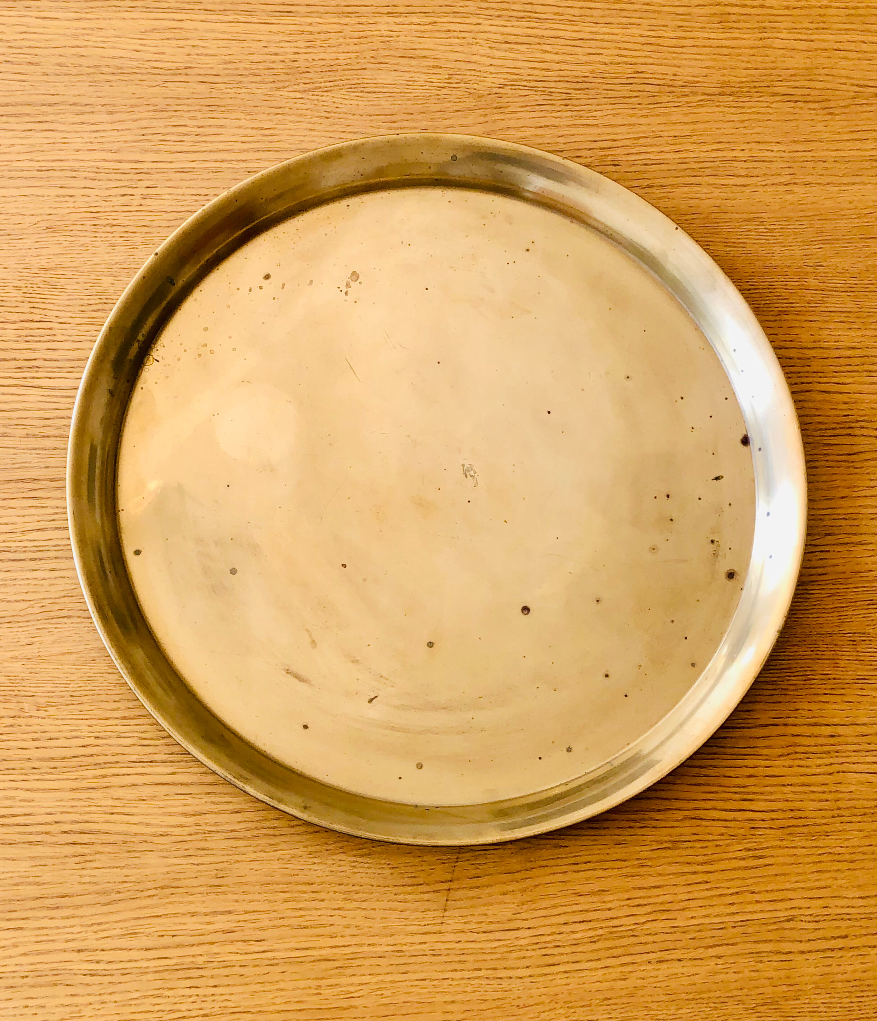 Vintage brass tray D57cm