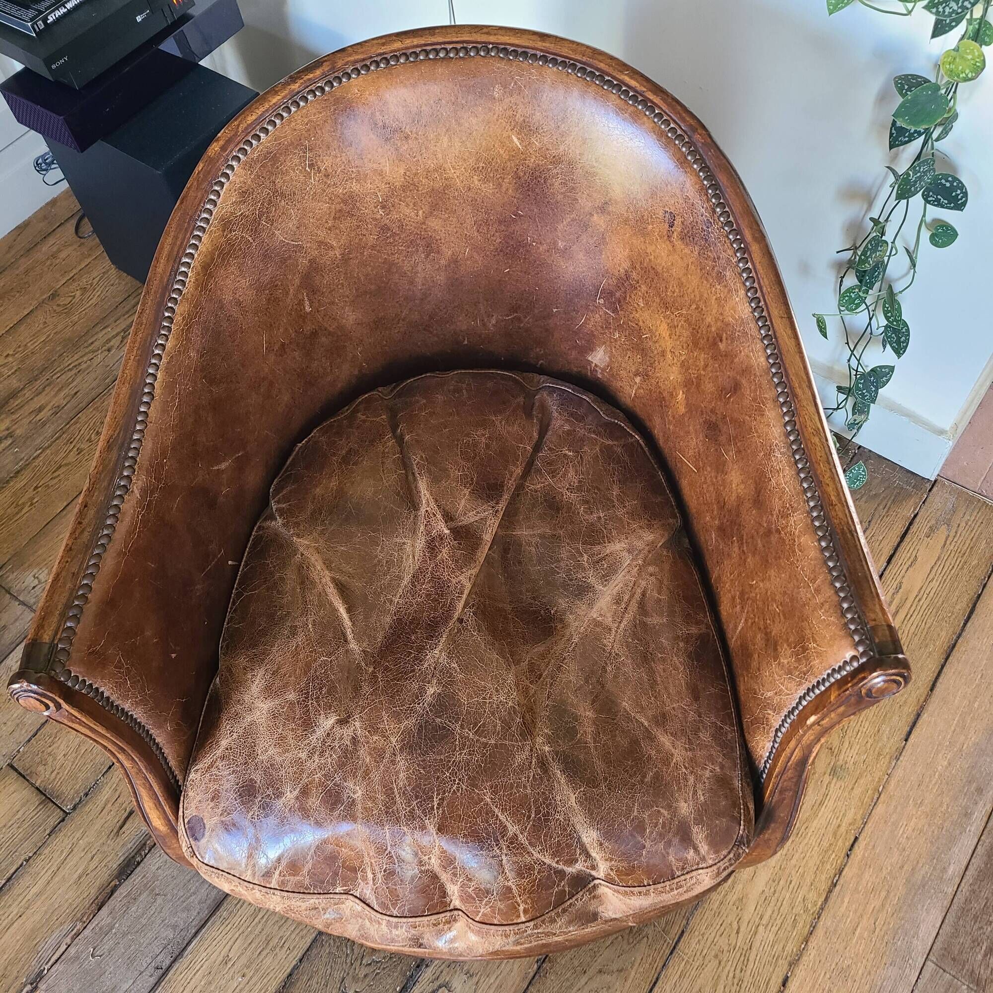 Leather club chair