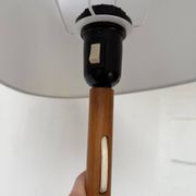 Lampe de table bois chêne années 70