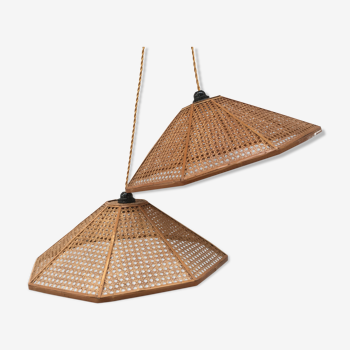 Pair of rattan and cannage hanging lamps