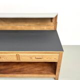 Large trading counter from the 80s