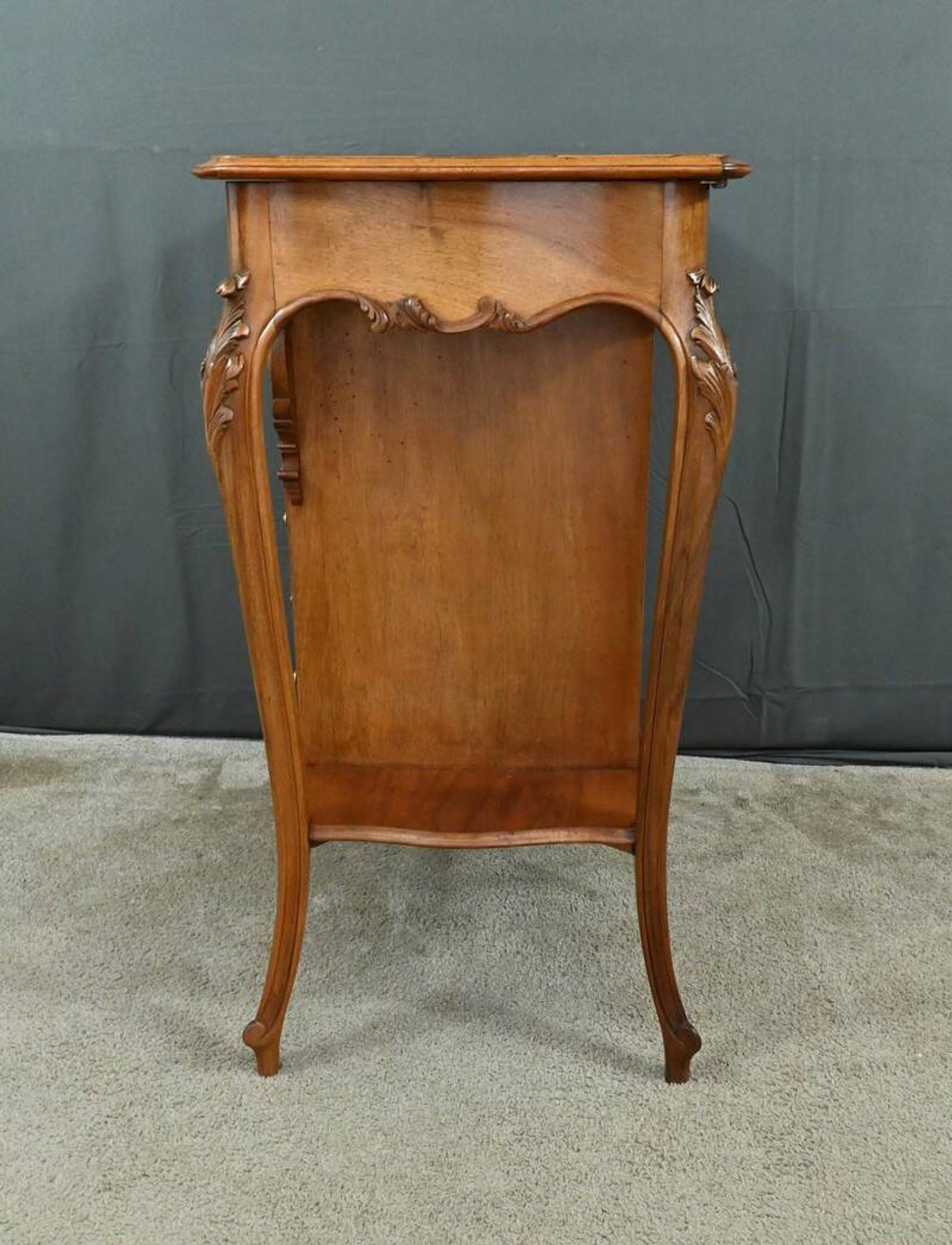 Walnut Coffee Table, Louis XV Style – Early 20th Century