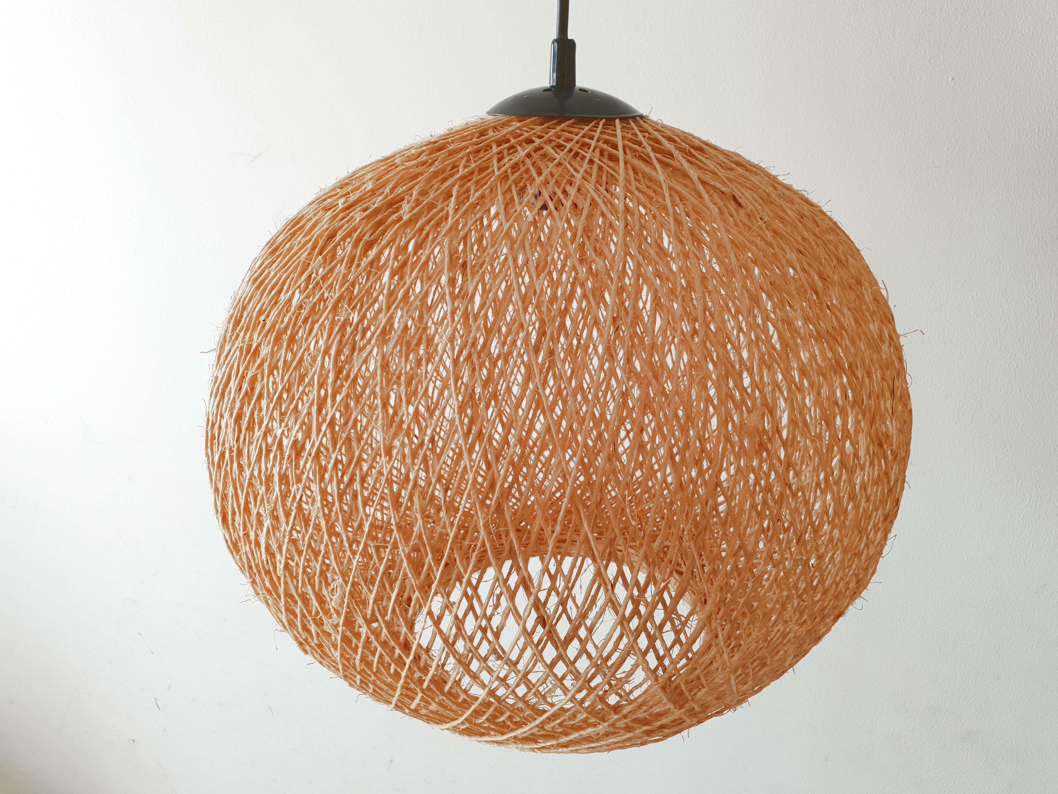 Scandinavian wire suspension - 1970