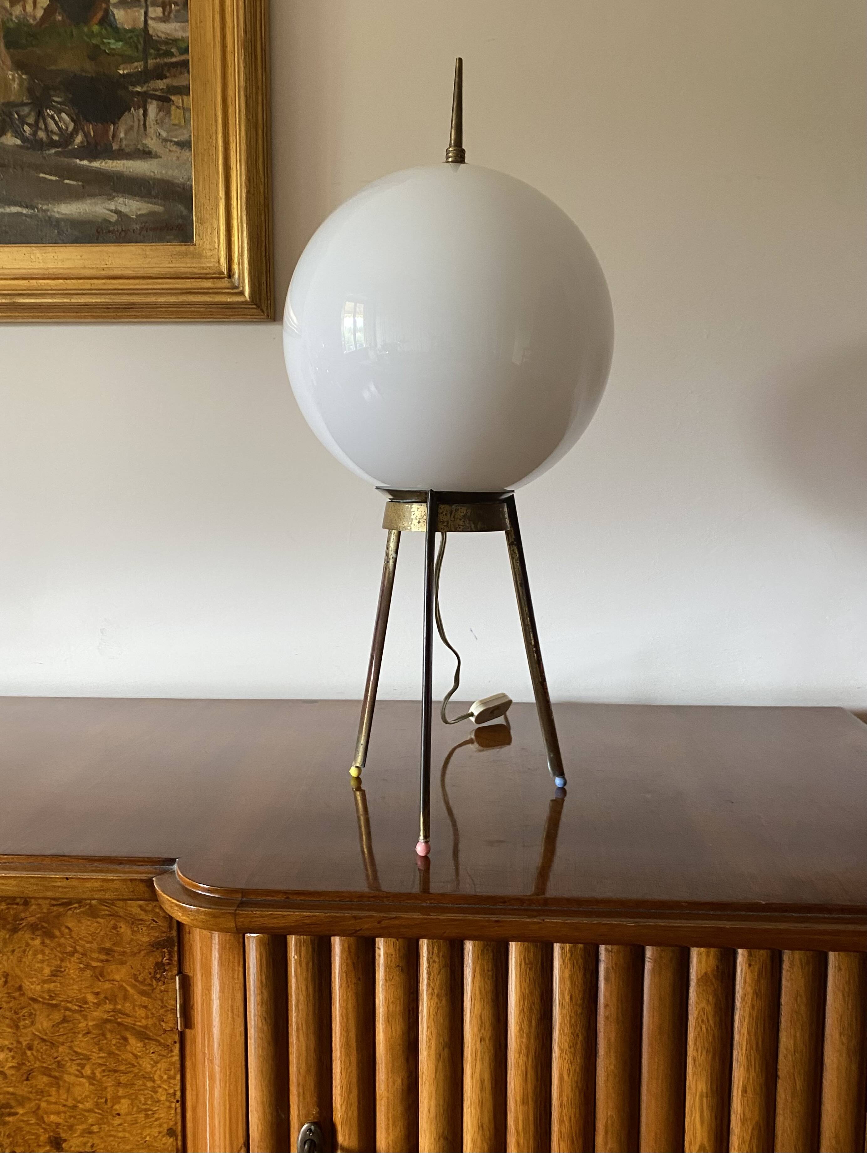 Mid-Century tripod brass table lamp, Lumi Italy 1950s