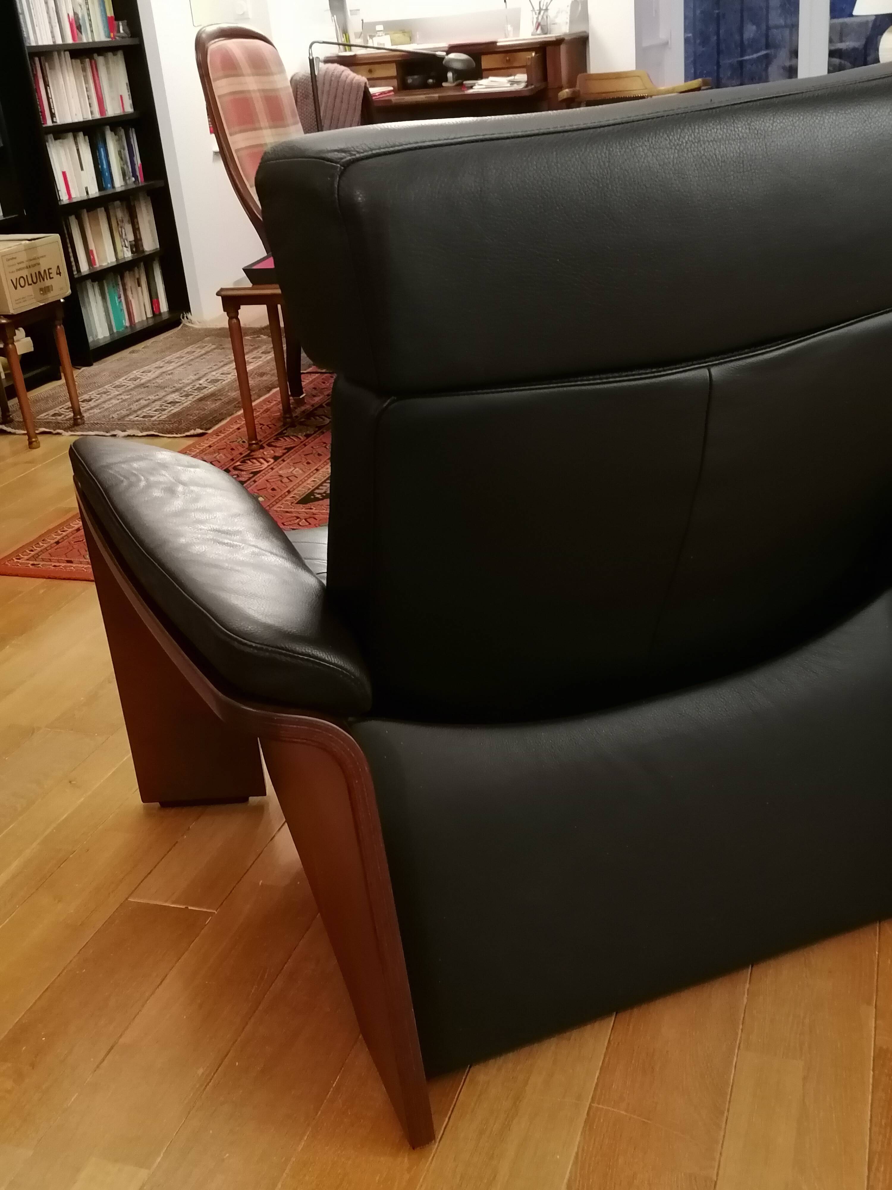 Canapé 2 places stressless modèle pegasus en cuir noir