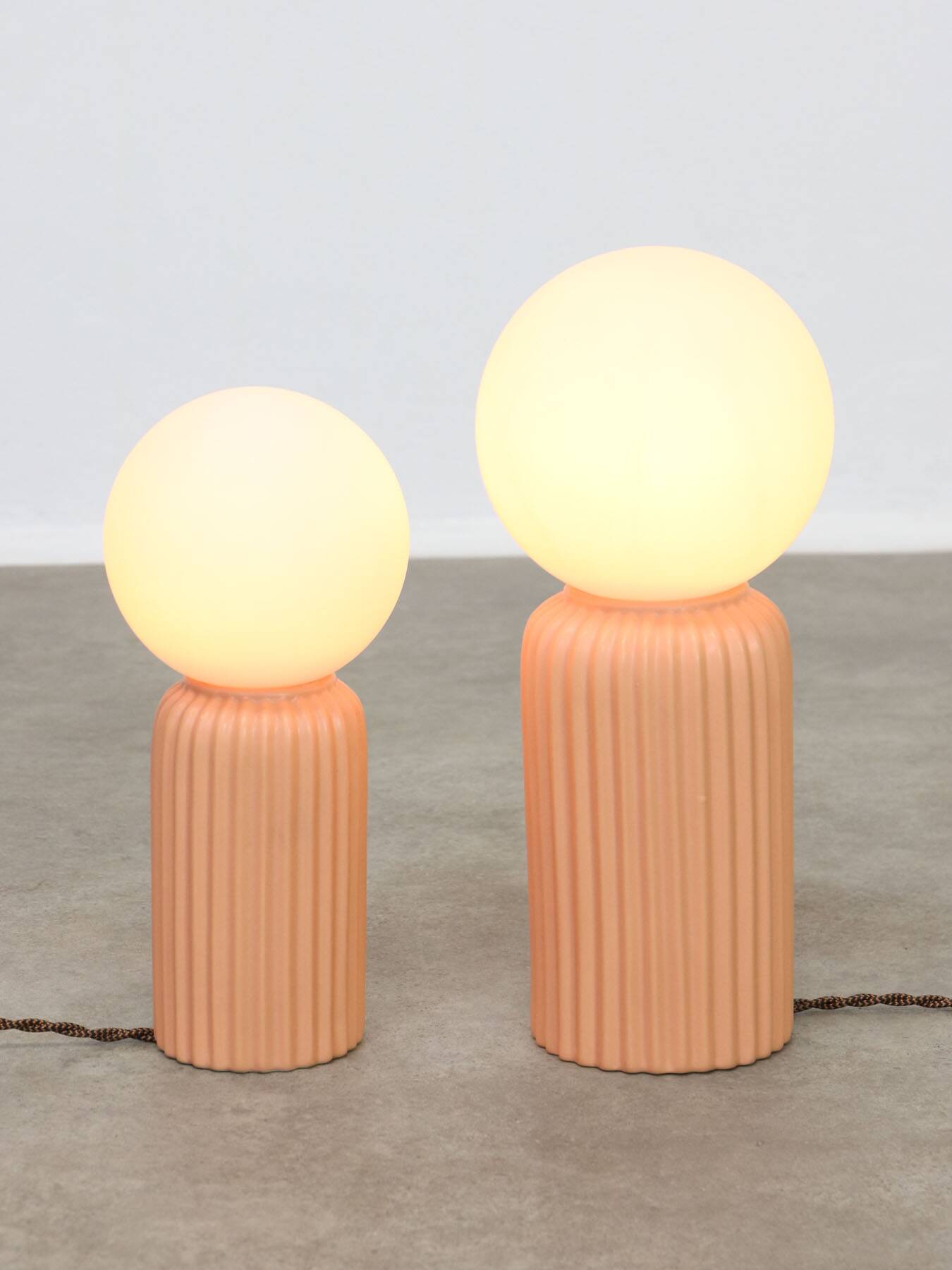 Vintage Italian Ceramic Table Lamps in Salmon Ceramic and Opaline, set of 2