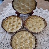 Snail cooking plates Gien France