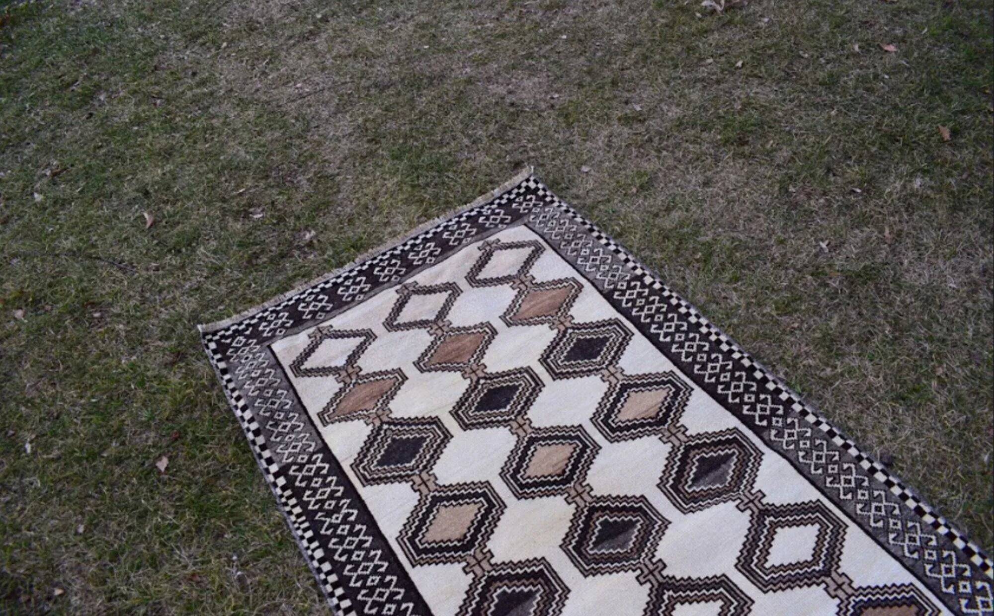Vintage Turkish Oushak rug 103x200 cm