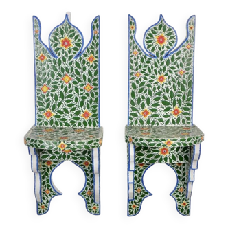 Paire de tables de chevet ou étagères tunisiennes peintes à la main