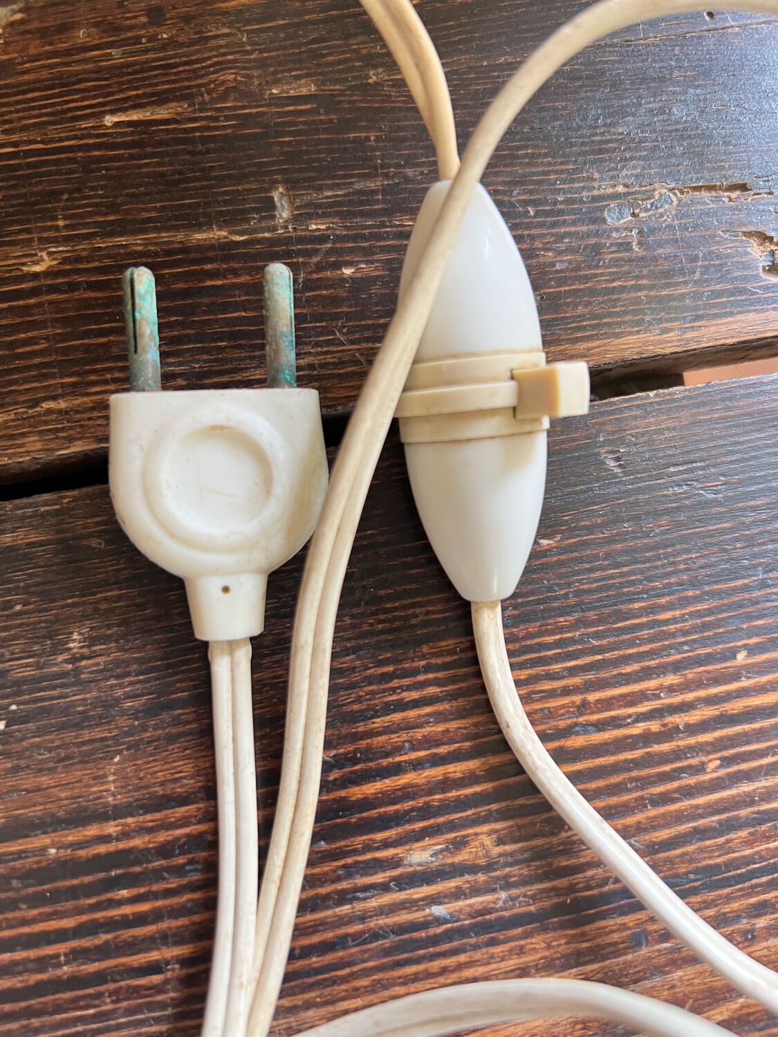 Crystal bedside lamp foot