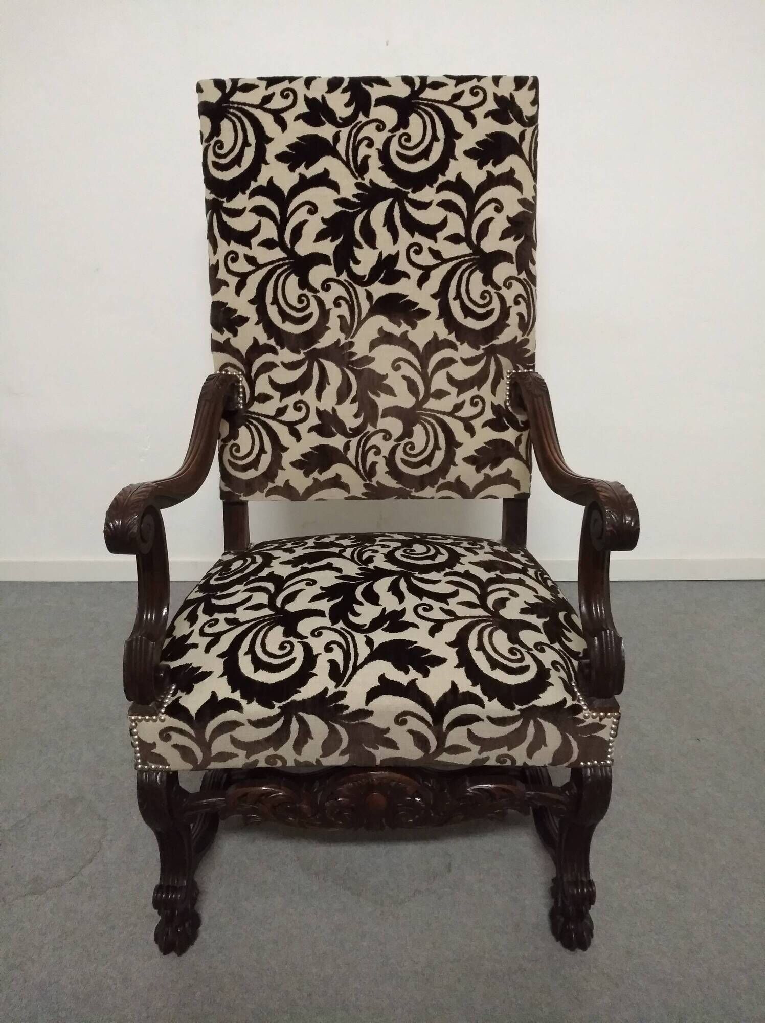 Pair of oak state armchairs, France, late 18th century