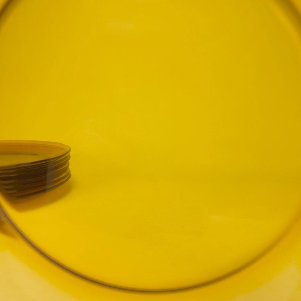 8 flat plates Duralex amber glass 70s